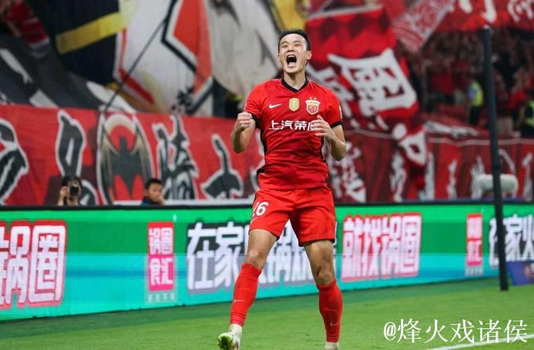 中超-刘若钒双响 上海海港主场击败云南玉昆 中超-刘若钒双响 上海海港主场击败云南玉昆